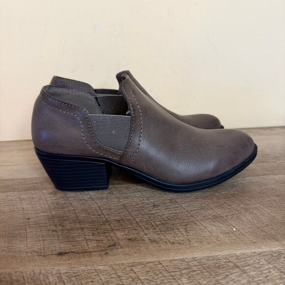 Weatherproof Vintage Cheryl brown Block Heel Ankle Booties Size 7 shoes - Picture 3 of 7